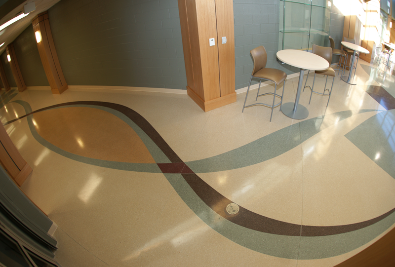 Transformez votre espace avec des finitions modernes béton imprimé, terrazzo et résine au quartz